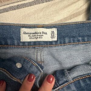 Abercrombie & Fitch Light Blue Ankle Jeans
